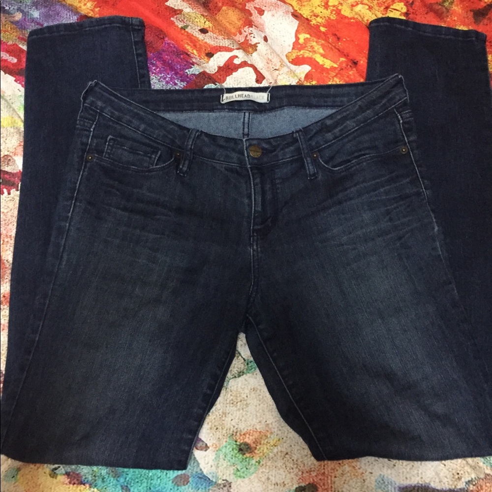 Bullhead skinnies